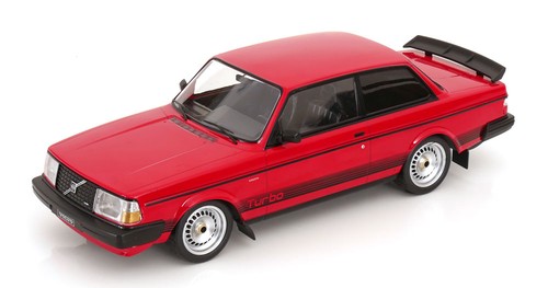 Ixo volvo 240 turbo - 1:18,